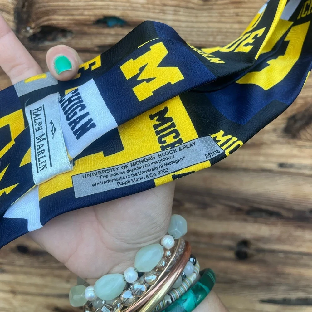RALPH MARLIN | University of Michigan Tie with Logo Pattern